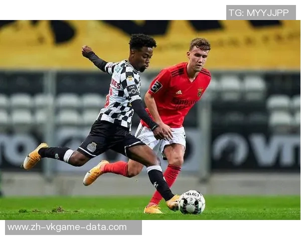 英超激战本菲卡以3-0战胜拜仁绝杀时刻点燃全场激情