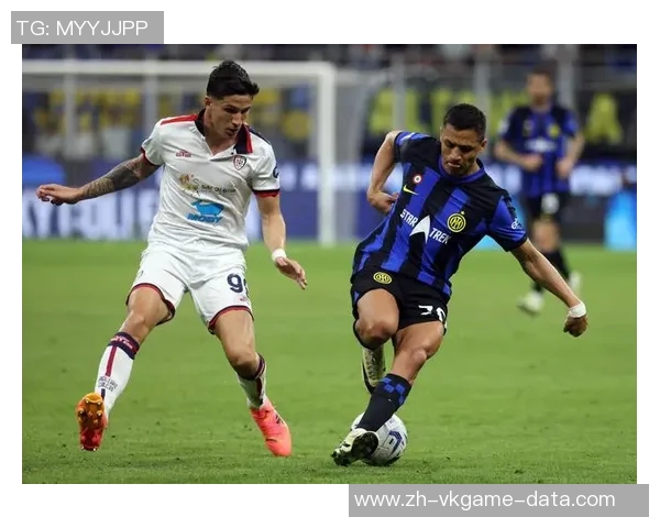 意甲精彩对决曼城与AC米兰战成平局帽子戏法引发全场狂欢