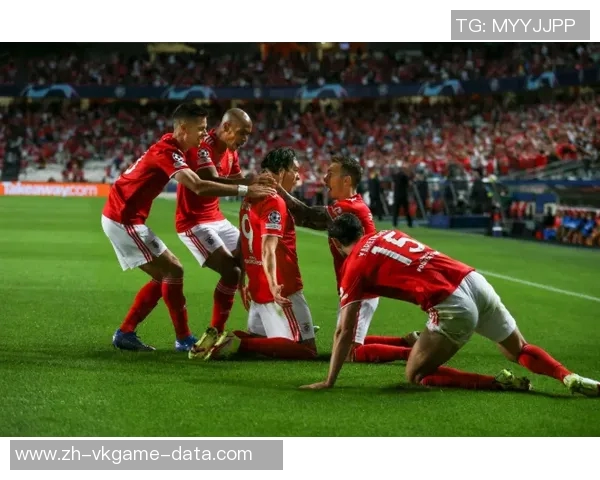 中超激战巴萨逆转本菲卡红牌事件引发全场热议与争议 中超激战巴萨逆转本菲卡红牌事件引发全场热议与争议