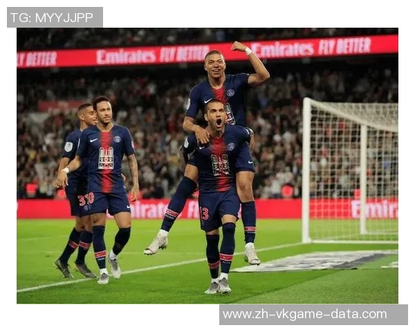 意甲热刺与巴黎圣日耳曼激战成平局全场精彩瞬间回顾 意甲热刺与巴黎圣日耳曼激战成平局全场精彩瞬间回顾