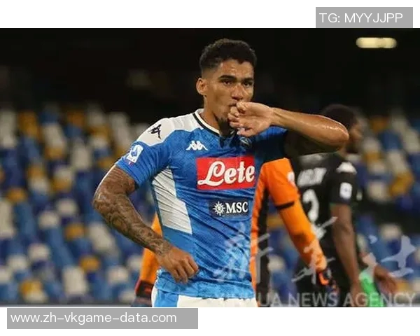 意甲冷门:里昂逆转那不勒斯全场沸腾历史瞬间震撼球迷 意甲冷门:里昂逆转那不勒斯全场沸腾历史瞬间震撼球迷