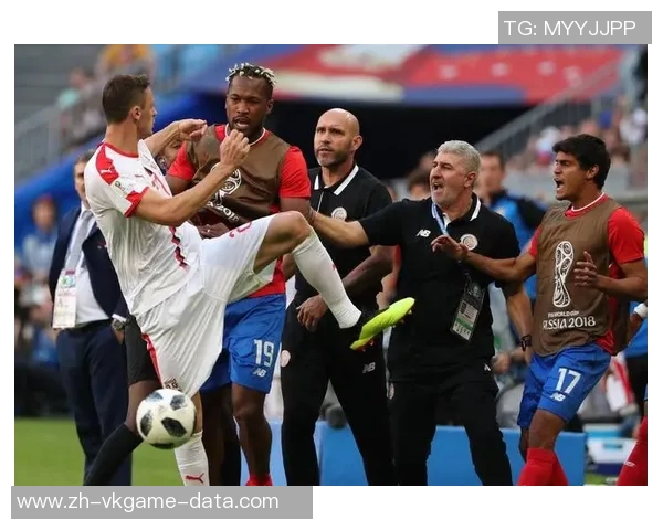 世界杯精彩对决巴黎圣日耳曼与本菲卡激战成平局引发全场热烈反响